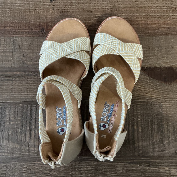 Bobs Sketchers Desert Kiss Woman’s Size 8 Woven Fabric Memory Foam Foot Bed - Picture 5 of 7